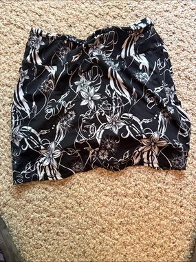 SkirtSports biking skort Black and White Floral Mini Skort